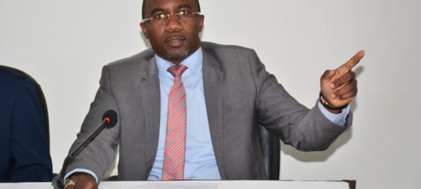 Mais, au Nom du Ciel : TAISEZ VOUS!!! (Par Sidy Egnab Sambou) Mais, au Nom du Ciel : TAISEZ VOUS!!! (Par Sidy Egnab Sambou)