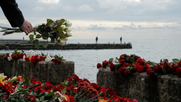 Crash du Tupolev 154: jour de deuil en Russie Crash du Tupolev 154: jour de deuil en Russie