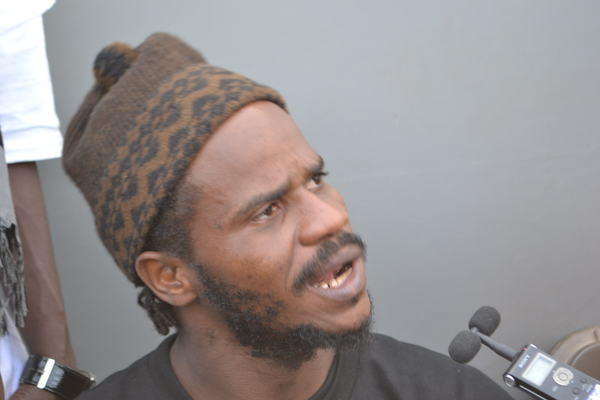 Y'en a marre : " Nous sommes pour une justice équitable " Y'en a marre : " Nous sommes pour une justice équitable "