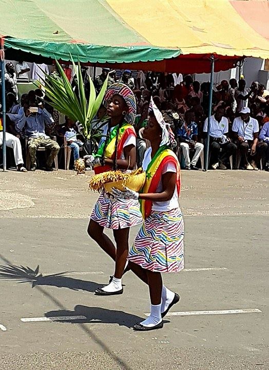 Défilé du 4 Avril à Ziguinchor : Les Majorettes du Lycée Djignabo cassent la baraque