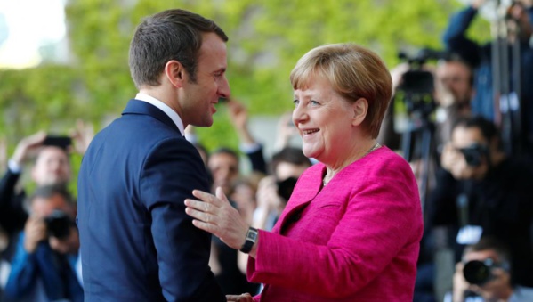 A Berlin, Emmanuel Macron soigne la relation franco-allemande