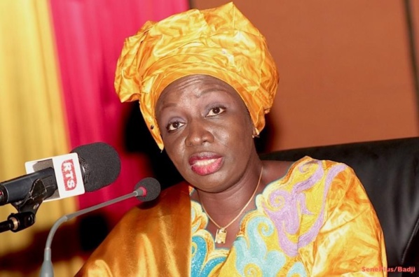 Mimi Touré calme ses partisans : 