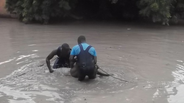 Inhumation des 2 garçons morts noyés à Ziguinchor