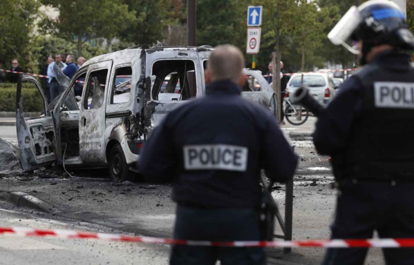 Une policière tuée dans sa voiture à New York
