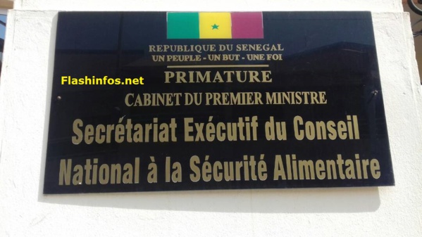 Passation : Aly Séga Camara passe le témoin à Jean Pierre Senghor (images)