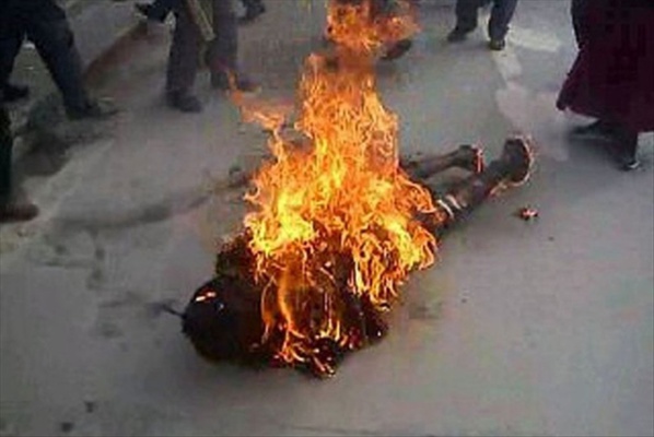 Fatick : Plaqué par sa copine, Abdou Faye tente de s'immoler par le feu Fatick : Plaqué par sa copine, Abdou Faye tente de s'immoler par le feu