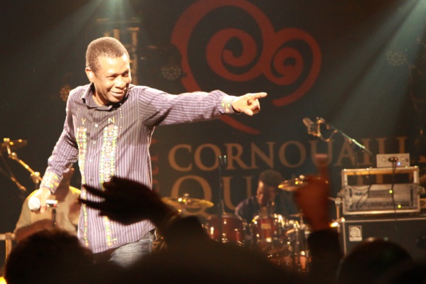 Youssou Ndour met le feu à Ultrech en Hollande avant le Bercy