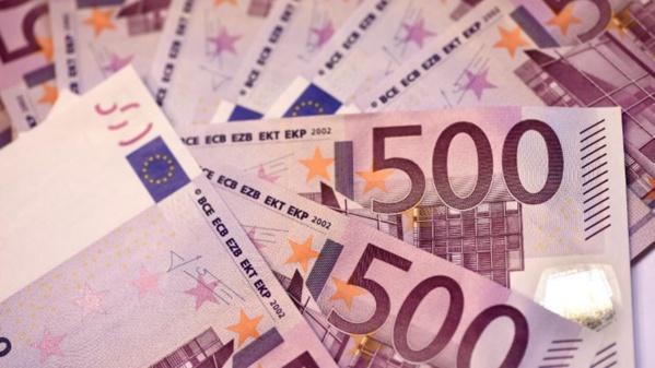 Aéroport de Roissy : Un SDF ouvre une porte par mégarde et s'empare de 300.000 euros