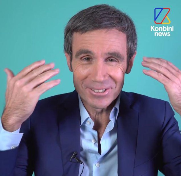 David Pujadas révèle pourquoi il a présenté le JT avec une perruque pendant 15 jours