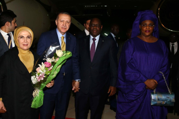 Erdogan se moque Macky avec 39 ministres: 