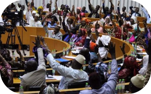 Parrainage : Le projet de loi adopté par l'Assemblée nationale… sans l'opposition Parrainage : Le projet de loi adopté par l'Assemblée nationale… sans l'opposition