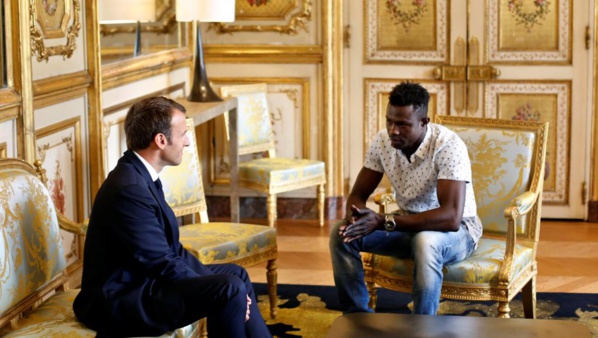 France: Après avoir sauvé un enfant, Mamoudou Gassama va être «naturalisé»