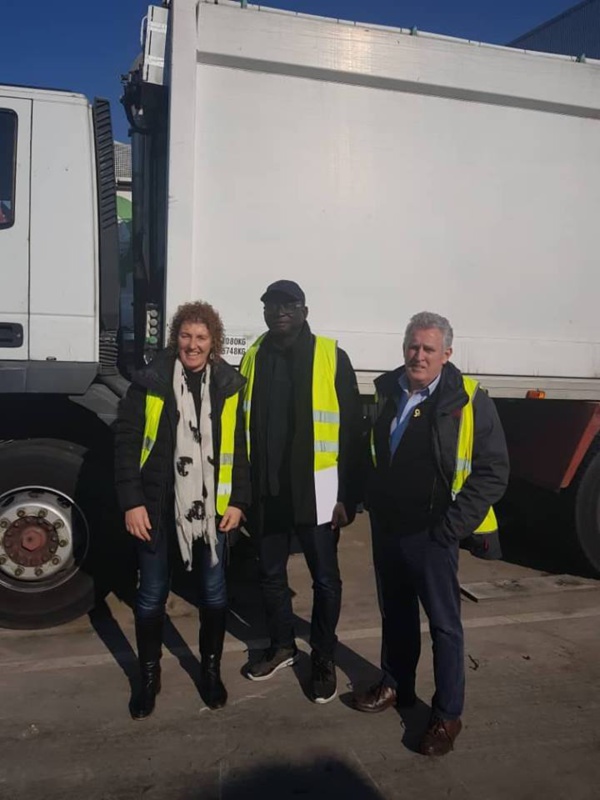 Collecte et transport d'ordures : La Ville de Ziguinchor réceptionne 2 Camions-tasseurs offerts par la mairie de VIC en Espagne