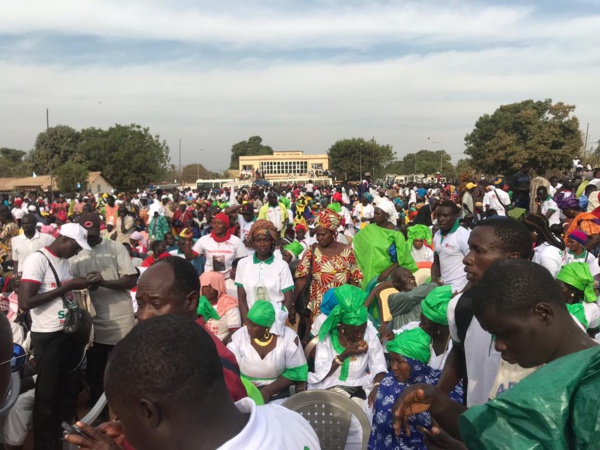 Ziguinchor : Les premières images du meeting de Sonko à la place Bambaya 