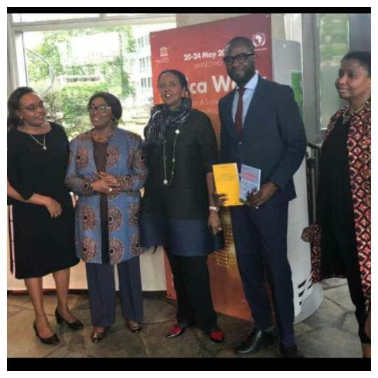 Africa-Week à l’Unesco : Dr Seydou Kanté, l’attraction du salon des auteurs