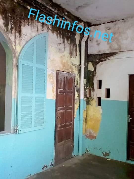 La grande Mosquée de Ziguinchor menacée de ruine....L'Etat interpellé... La grande Mosquée de Ziguinchor menacée de ruine....L'Etat interpellé...