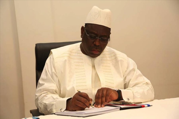 Fast-track : Macky Sall dissout 16 agences