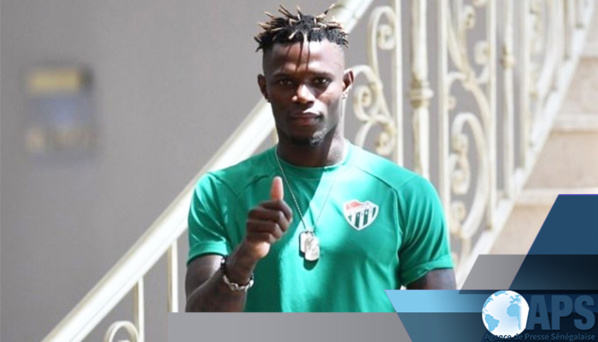 Tabaski 2019 : Stéphane Badji au chevet des couches vulnérables de Ziguinchor Tabaski 2019 : Stéphane Badji au chevet des couches vulnérables de Ziguinchor