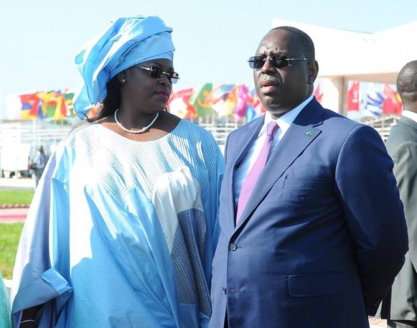 Macky Sall chante Marième Faye Sall : "Mme la première dame, je suis fière de vous".