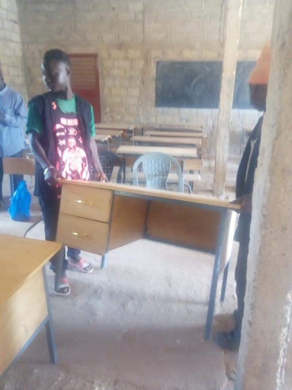Ziguinchor : Le conseil départemental équipe le nouveau lycée de Kenya en table-bancs et la construction de... 