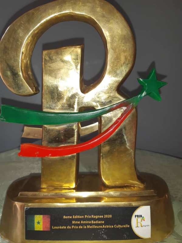 Prix Ragnée 2020: Amina Badiane de Miss Sénégal lauréate de la meilleure actrice culturelle Prix Ragnée 2020: Amina Badiane de Miss Sénégal lauréate de la meilleure actrice culturelle