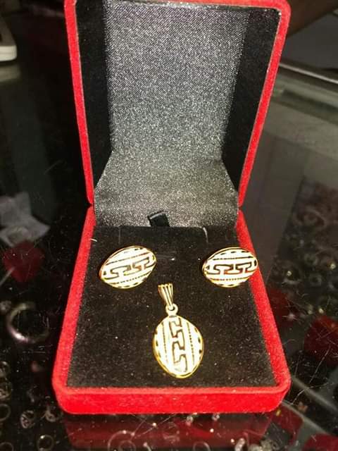 Bijouterie : Bienvenue chez Moussa Dieng au village artisanat de Ziguinchor  Bijouterie : Bienvenue chez Moussa Dieng au village artisanat de Ziguinchor