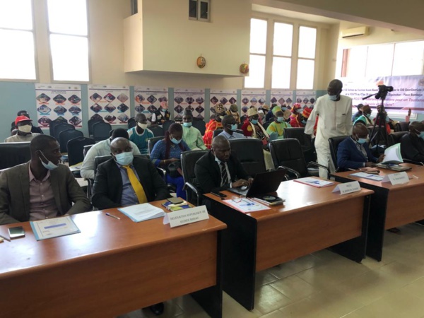 Ouverture ce matin à Ziguinchor du Festival Koom-Koom par un forum sur le Tourisme Ouverture ce matin à Ziguinchor du Festival Koom-Koom par un forum sur le Tourisme