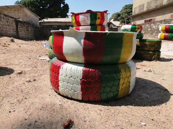 Ziguinchor : Le jeune Chérif Diémé s'active dans le recyclage de pneu (Photos) 