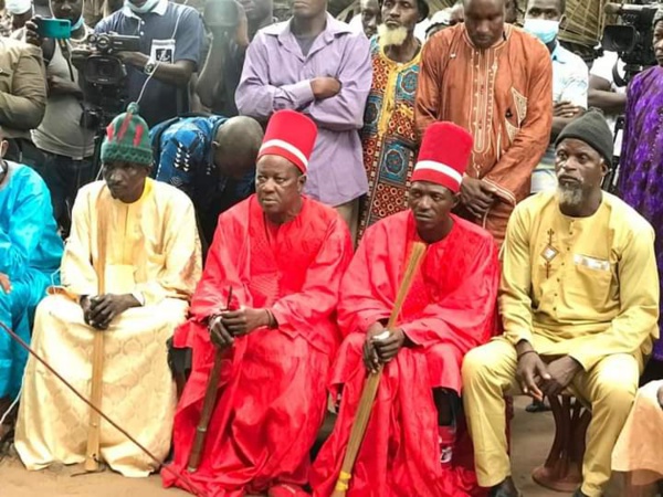 "Houmeubeul" : Macky envoie 6 ministres à Oussouye pour draguer...la Casamance