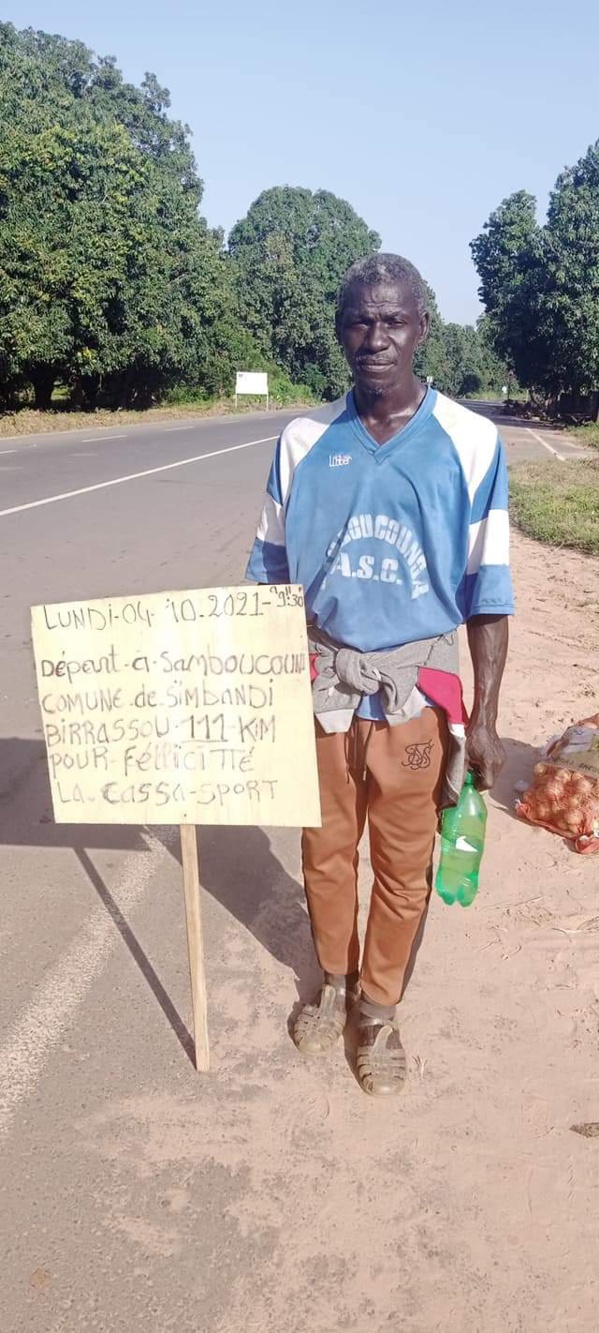 Sport : Ce supporter va marcher de Goudomp à Ziguinchor pour dire "MERCI" au Casa-Sport 