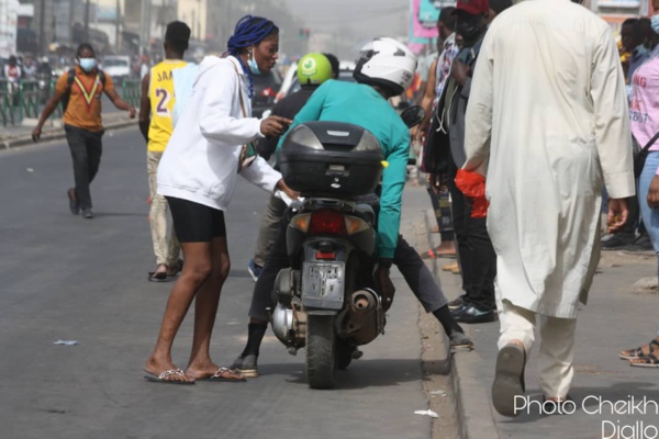 Grève des transports : Les motos prennent le pouvoir à Dakar