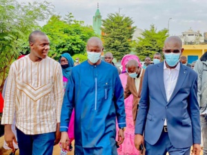 PIKINE : Le Maire THIMBO inaugure trois Blocs Sanitaires et un dispensaire