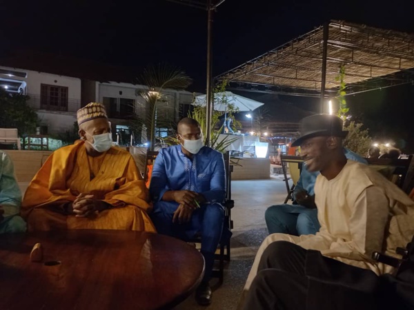 Ziguinchor : Le Ministre Gambien de la Culture et du Tourisme félicite le Gie Goorgoorlou pour son travail dans le.... Ziguinchor : Le Ministre Gambien de la Culture et du Tourisme félicite le Gie Goorgoorlou pour son travail dans le....