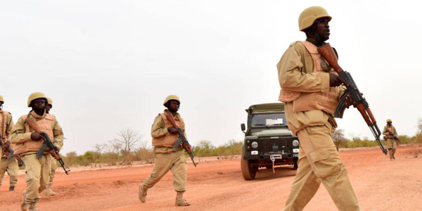 Burkina : quatre soldats tués dans l'explosion d'un engin artisanal