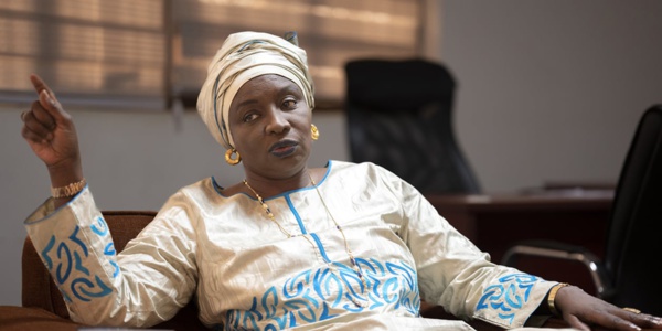 Présidentielle : Candidate pour 2024, Mimi Touré épinglée par l’IGE pour 2 milliards