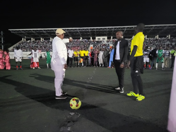 Finale Zone 2B de Ziguinchor : Le parrain Taïbou Diédhiou gâte la jeunesse (images)