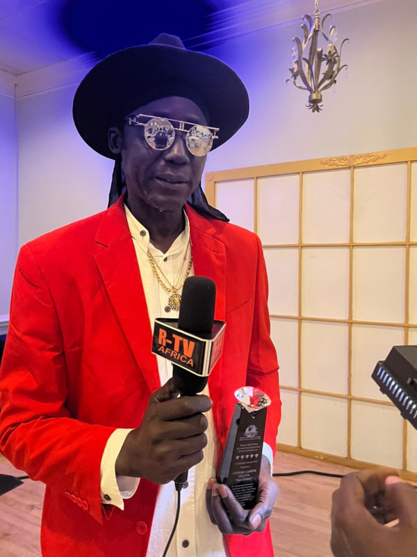 Award : L'artiste Paco Diatta honoré à Washington