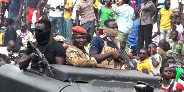 Burkina : Tentative de coup d'État déjouée, quatre officiers interpellés, deux recherchés