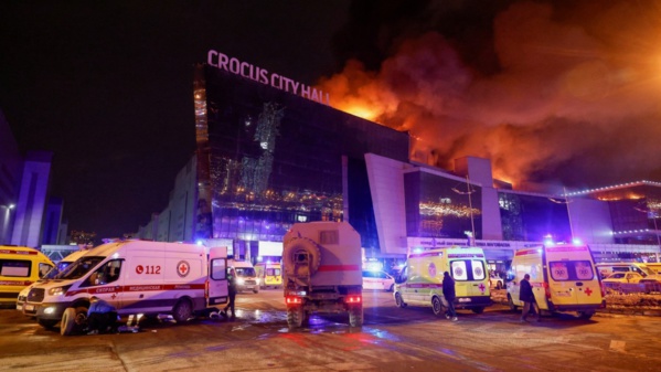 Russie: 133 morts dans une attaque contre une salle de concert près de Moscou