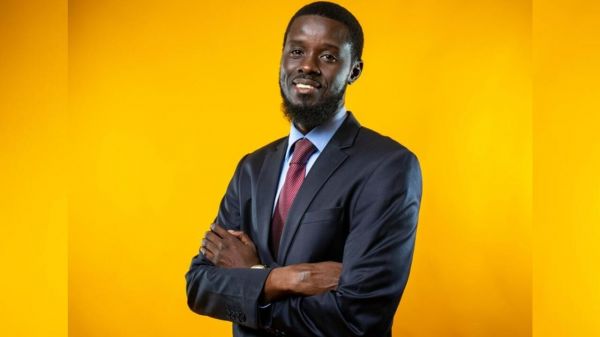 Département de Ziguinchor : Bassirou Diomaye Faye triomphe avec 57003 voix contre 16229 voix pour Amadou Bâ Département de Ziguinchor : Bassirou Diomaye Faye triomphe avec 57003 voix contre 16229 voix pour Amadou Bâ