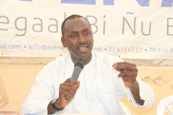 Cheikh Tidiane Dièye : « Les 459 milliards FCFA de l’usine de dessalement d’eau de mer seront fouillés de fond en comble »