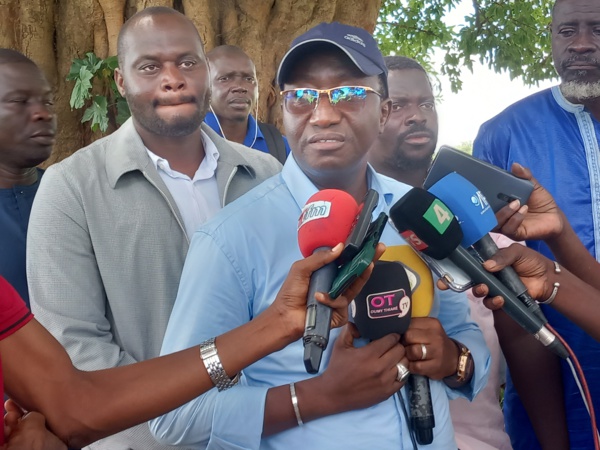 Djibidione : Le Nouveau DG de l'ANRAC à Madjédiame pour encourager le retour des populations déplacées
