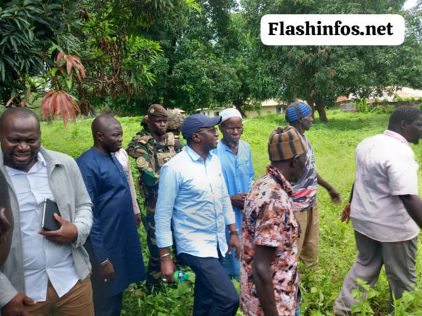 Nord-Sindian : Le DG de L'ANRAC au chevet des familles déplacées de Madjédiame (Djibidione)