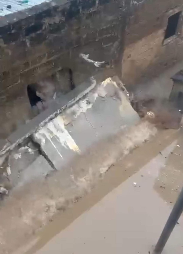 Touba: Un mort après l'affaissement d'un mur suite à une forte pluie Touba: Un mort après l'affaissement d'un mur suite à une forte pluie