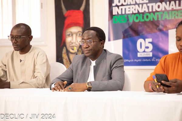 Retour en images sur la célébration de la Journée internationale des Volontaires ce jeudi à Ziguinchor, organisée par DECLIC