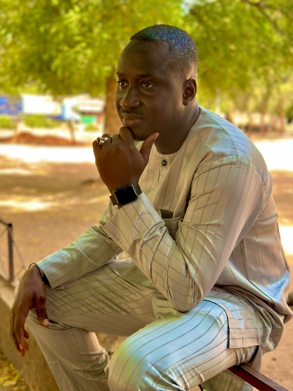 Réapprendre le silence, retrouver l’essentiel (Par Cheikh Amadou Coly)