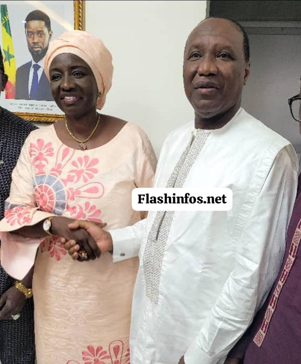 Bounkiling : Le président du Conseil départemental Mohamed Diaïté rejoint la coalition “Diomaye-Président” Bounkiling : Le président du Conseil départemental Mohamed Diaïté rejoint la coalition “Diomaye-Président”