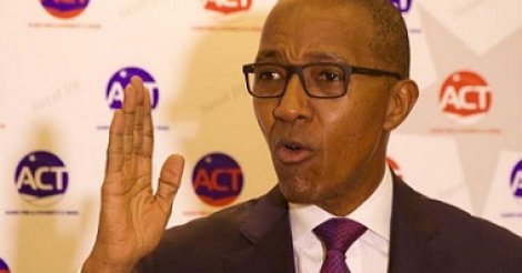 Abdoul Mbaye, ancien Pm : « Je ne reconnais plus mon Macky Sall» Abdoul Mbaye, ancien Pm : « Je ne reconnais plus mon Macky Sall»