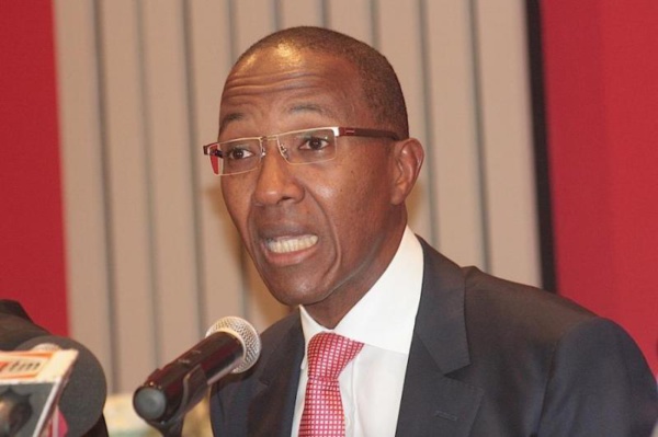 POLITIQUE : Abdoul Mbaye dénonce le détournement d’esprit du HCCT pour récompenser des soutiens ou militants POLITIQUE : Abdoul Mbaye dénonce le détournement d’esprit du HCCT pour récompenser des soutiens ou militants