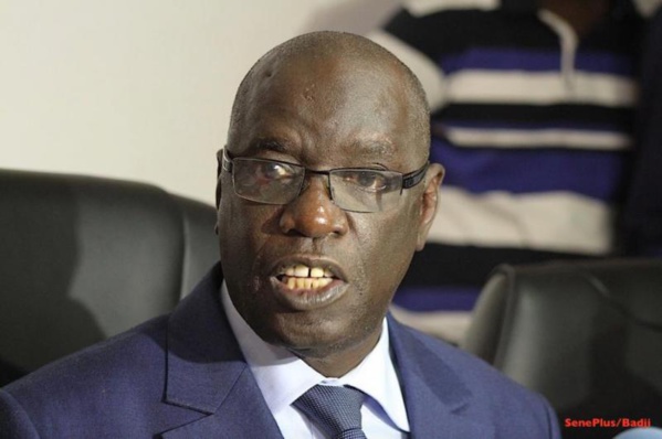 DIENE FARBA SARR, MINISTRE : « Karim Wade est un délinquant qui a pillé ce pays-là » DIENE FARBA SARR, MINISTRE : « Karim Wade est un délinquant qui a pillé ce pays-là »